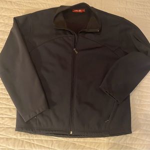 Salty Men’s Neoprene outer jacket Size: XL.